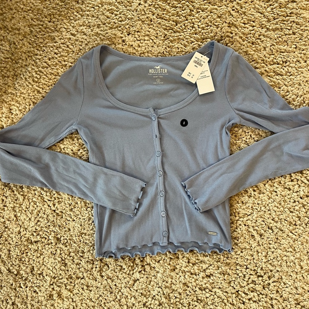 Hollister baby tee long sleeve top NEVER WORN